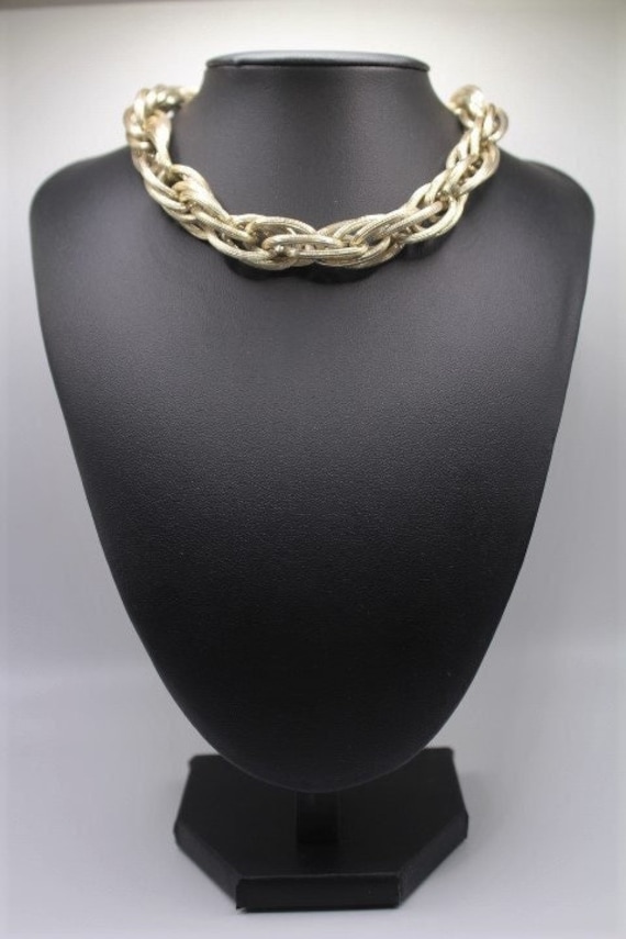 Vintage Lisner Gold Tone Chain Necklace