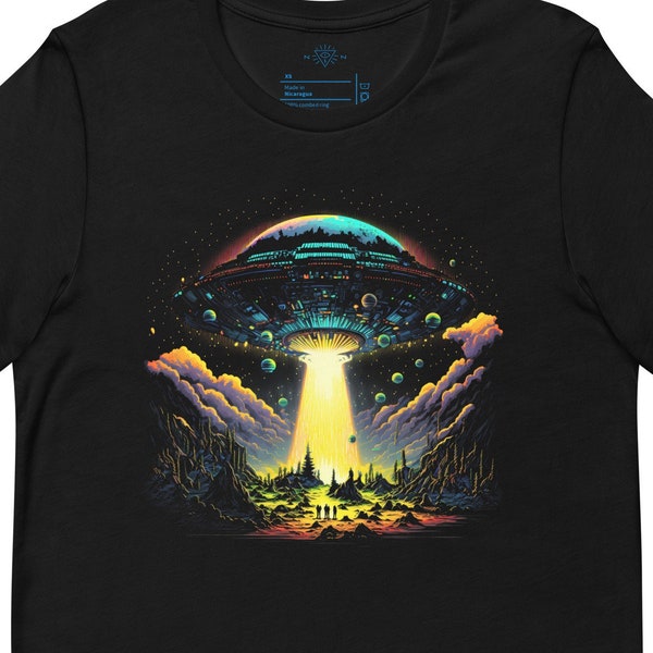 Vintage UFO Landing T-Shirt - 8-Bit Gaming Inspired Illustration