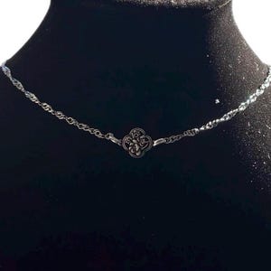 Clover looped floral necklace | 13-18” | anti tarnish