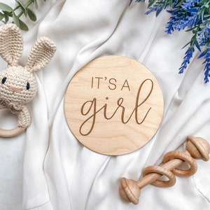 Surprise Gender Reveal Announcement Sign, Its A Girl Its A Boy Gender Photo Prop, Gender Reveal Sign for Hospital, Boy or Girl Gender Reveal It's a Girl ENGRAVED