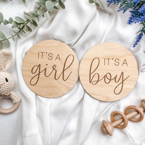 Surprise Gender Reveal Announcement Sign, Its A Girl Its A Boy Gender Photo Prop, Gender Reveal Sign for Hospital, Boy or Girl Gender Reveal Both Signs ENGRAVED