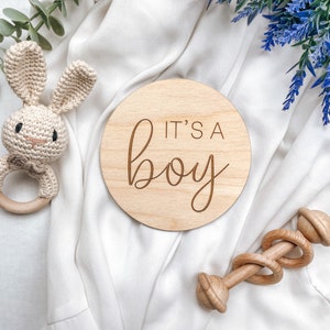 Surprise Gender Reveal Announcement Sign, Its A Girl Its A Boy Gender Photo Prop, Gender Reveal Sign for Hospital, Boy or Girl Gender Reveal It's a Boy ENGRAVED