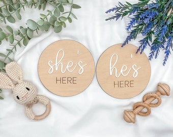 Surprise Gender Reveal Announcement Sign, She's Here He's Here Gender Photo Prop, Gender Reveal Sign for Hospital, Boy or Girl Gender Reveal