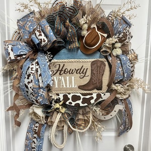 Cowboy wreath, western wreath, country wreath, country wreath, farmhouse wreath.