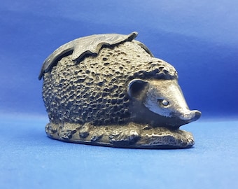 Ashtray Hedgehog.Figurine,Smoking stand.Metal figurine of a gray hedgehog for decoration.USSR 1970s.Soviet smoker.Gift ashtray.Amazing thing
