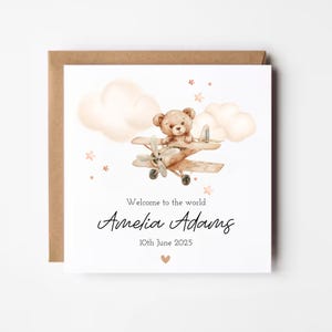 Carte Boho pour nouveau-né, ours en peluche dans l'avion, carte neutre pour baby shower, félicitations nouveau-né, bienvenue pour bébé fille ou garçon, cadeau pour nouveau parent, carte pour chambre d'enfant