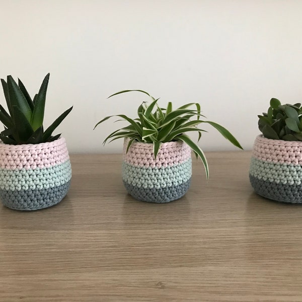 3 mini cache-pots crochet, pots de fleurs pastel, déco scandinave