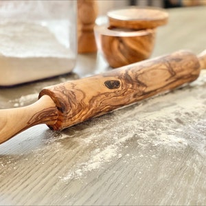 Olive Wood Rolling Pin| Baking Roller| OliveWood| Natural Wood Rolling Pin| Wood Texture Rolling Pin| Rustic Kitchenware| Farmhouse Kitchen