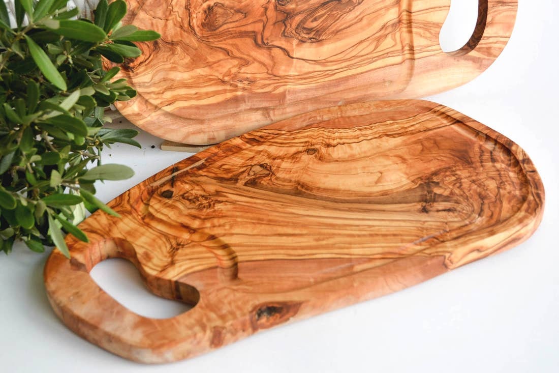 Large Olive Wood Meat Cutting Board with Drip Edge, Wooden Steak Board with  Juice Groove, Handcrafted Charcuterie Cheese Serving Board with Handle, Chopping  Boards for Kitchen (20”) 