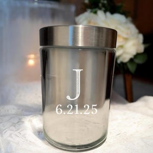 Tarro de cristal grande personalizado con grabado personalizado / Tarro de cristal grande personalizado con tapa / Regalo de boda, Almacenamiento de cocina, Tarro para velas / Decoración rústica para bodas /