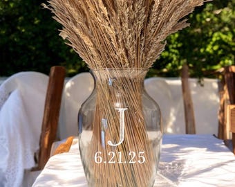 Personalized Wedding Vase with Custom Name & Date | Rustic Centerpiece | Custom Glass Vase for Wedding Decor or Gift | Custom Wedding