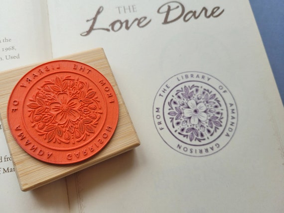 Custom Round Wood Rubber Hand Stamp, 6 Inch