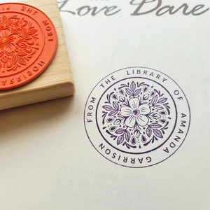 Custom Flower Ex Libris Book Stamp, Botanical Floral Circle Round Stamp, Personalized Library Rubber Stamper, Book Lover Gift for Him or Her