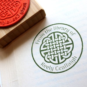 Custom Ex Libris Book Stamp, Celtic Dara Knot, Personalized Library Rubber Stamper, Book Lover Bibliophile Gift Wedding Stamp