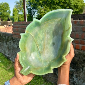 12&quot; Green Aventurine Carved Leaf Bowl: Healing Crystal Decor