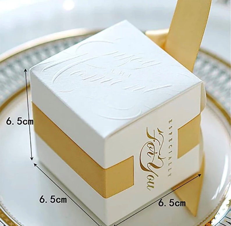 Luxury Wedding Favours Favor Boxes Custom Love Heart Sweet Candy Boxes image 5