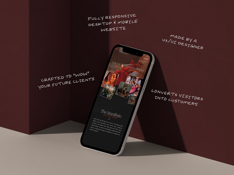 Op de afbeelding: Een mockup van een mobiele telefoon die een websiteontwerp weergeeft met de tekst "FOR THE ASS KIND OF LOVE" en "The Manifesto". De website is ontworpen om volledig responsief te zijn voor desktops en mobiele apparaten. De tekst "CRAFTED TO "WOW" YOUR FUTURE CLIENTS" en "MADE BY A UX/UI DESIGNER" staat links en rechts in de afbeelding. De tekst "CONVERTS VISITORS INTO CUSTOMERS" staat rechtsonder in de afbeelding.