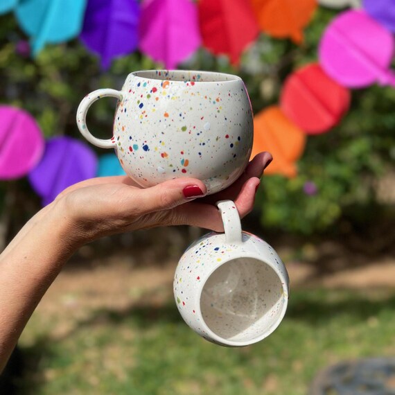 Kaffeetasse 250ml Bunte Kugelbecher aus Portugal, Einzigartiges Geschenk, Handgemachte Tasse aus Portugal in vielen Farben von Egg Back Home