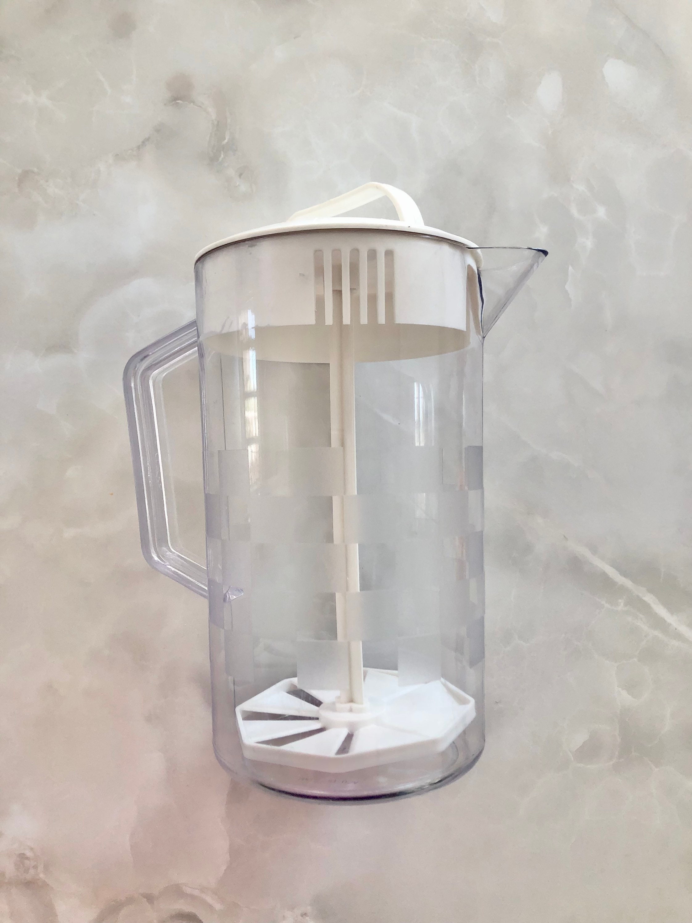 Pampered Chef Quick-Stir Pitcher