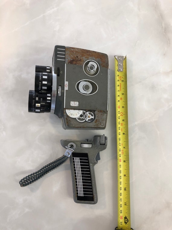 Vintage Yashica 8-E III Film Movie Camera With Pistol Grip Handle