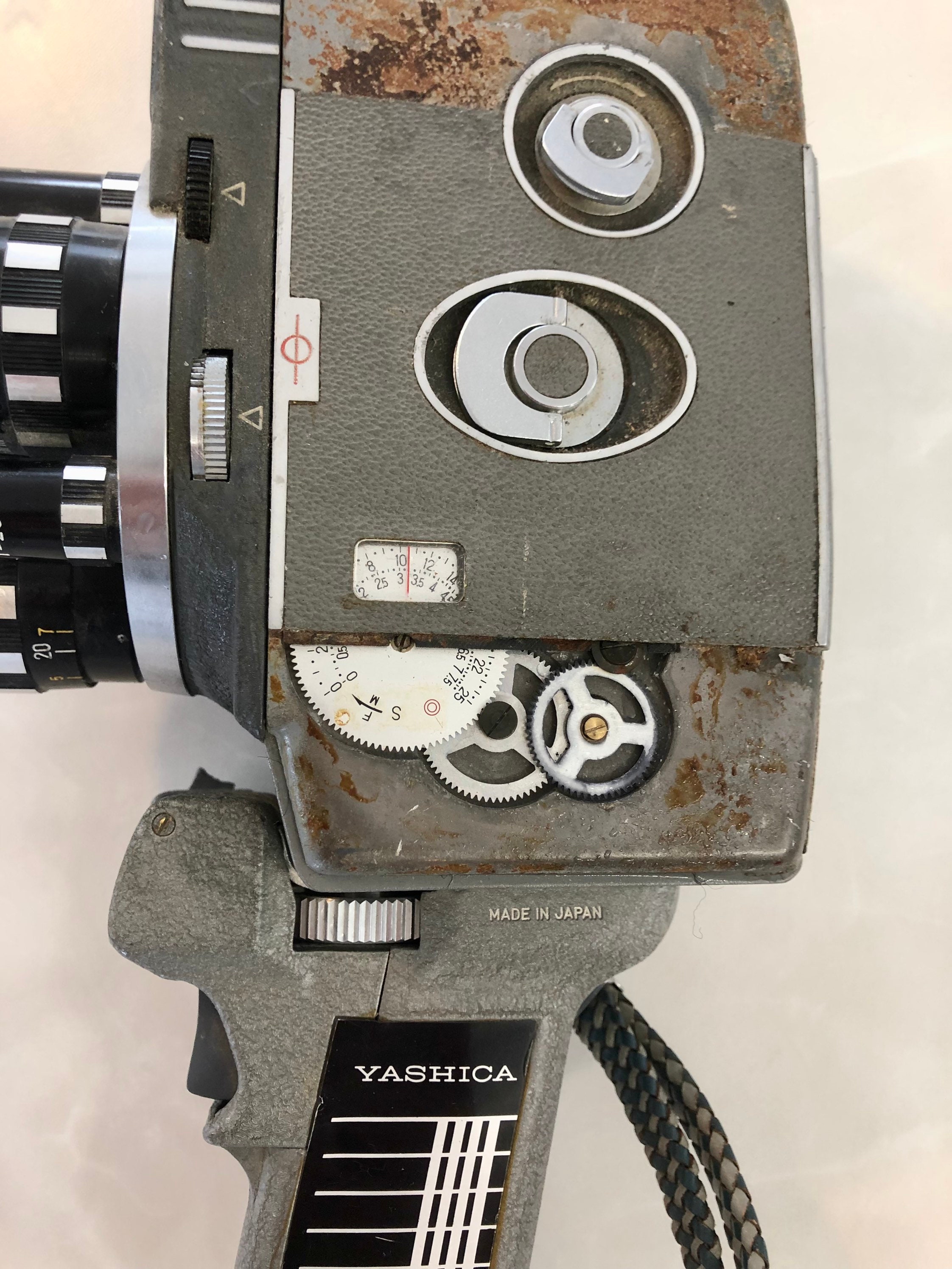 Vintage Yashica 8-E III Film Movie Camera With Pistol Grip Handle