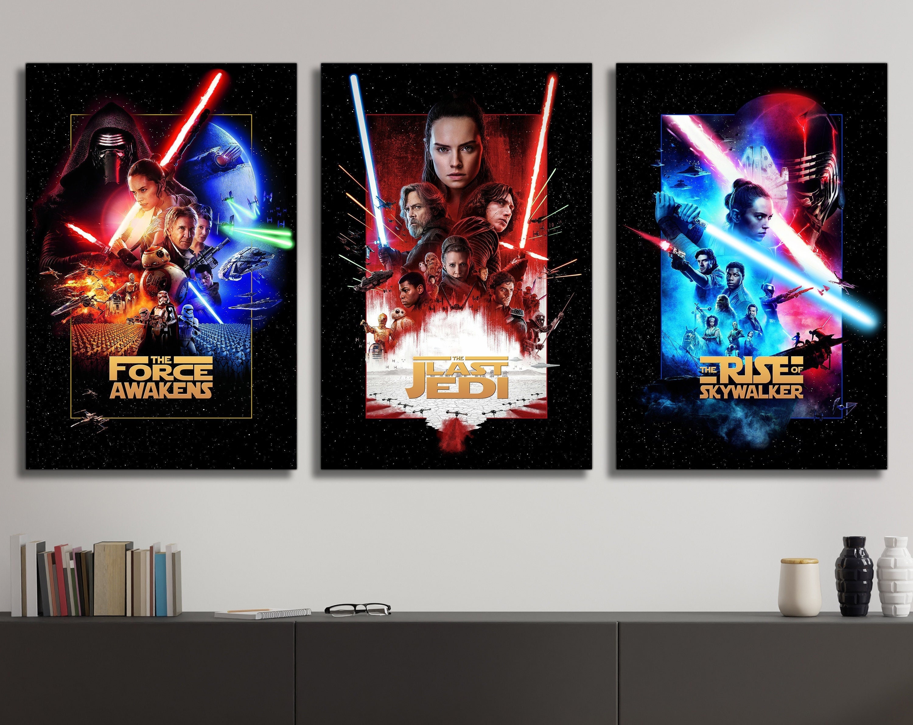 Star Wars: Episode VIII - The Last Jedi - Movie Poster / Print (Many Porgs)  (Black Poster Hanger) 