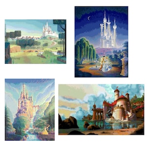 Op de afbeelding: Vier verschillende illustraties van sprookjeskastelen. Elk kasteel is afgebeeld in een andere stijl en setting. Het eerste kasteel is een wit stenen kasteel met een groene heuvel op de voorgrond. Het tweede kasteel is een wit stenen kasteel met een stel op de voorgrond. Het derde kasteel is een bruin stenen kasteel met een waterval op de voorgrond. Het vierde kasteel is een rood stenen kasteel met een strand op de voorgrond.