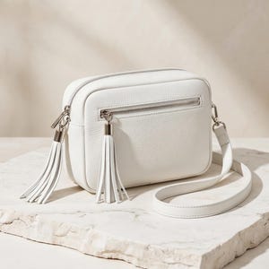 Vera Italy white Leather Crossbody Bag, Tassel Detail, Made in Tuscany