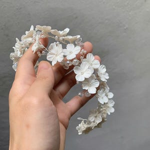 Hair Vine Clay White Flowers Bridal, Gold Flower Hair Vine for Wedding, Hair Vine Wreath Wedding, Hair Vine Bridal Hairpiece Accessories