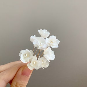 10pcs Clay Flower Beads, Flowers Polymer, Clay Flowers Beading Flowers for Tiara Making Flower Bead Caps, Crown Hair Accessories 1cm