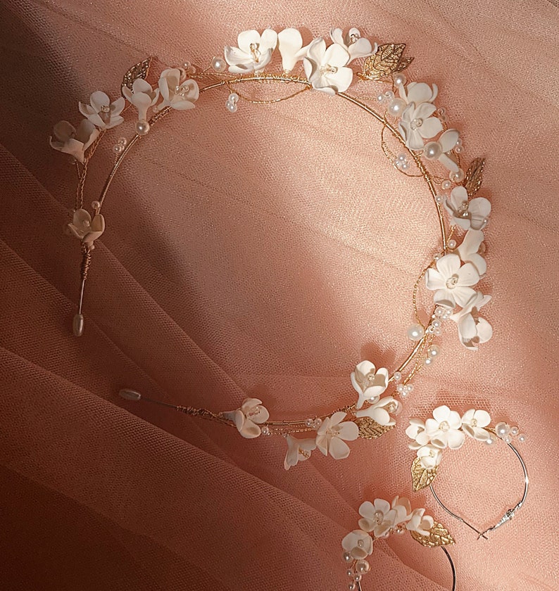 White Clay Flower Headband, Gold Pearl White Flower Bridal Headband, Bridal Headband Floral, Wedding Hair Accessory, Polymer Flower Headband image 6