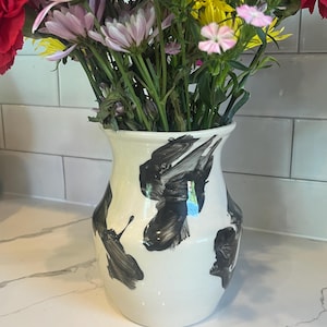 Black & White Flower Vase