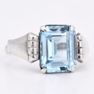 size 54 - Dainty Art Deco ladies&#39; ring in 800 silver with a rectangular blue topaz - around 1930
