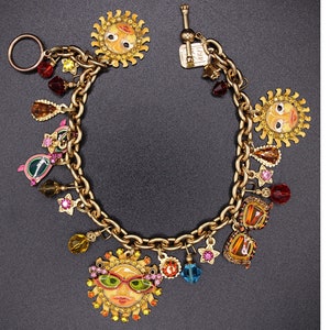 Vintage LATR/Lunch at the Ritz 2GO  “Sun with Sunglasses” Charm Bracelet
