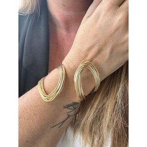 Modern Sculptural Wire Cuff Bracelet, Gold-Tone Artistic Statement Jewelry