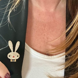 Crystal Bunny Pin, Gold Tone Rabbit Brooch, Sparkling Bunny Brooch with Crystals, Adorable Design with Rhinestones, Cute and Elegant