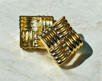 Geometric Big Chunky Stud Earring, 90s Style Textured Square Earrings, Trendy Gold Quilted Stud Earring,