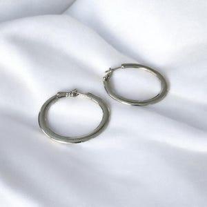 Chunky Silver Hoop Earrings, Classic Thick Hoops for Everyday Style, Timeless Thick Silver Hoop Earrings, Minimalist Jewelry Gift for Her