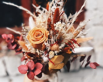 Bridal bouquet made of dried flowers, preserved flowers, eucalyptus, pampas, autumn colors, boho, wedding bouquet, barn wedding, orange, red
