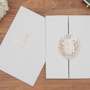 Convite de casamento branco, cartões de convite, modelo de casamento personalizável, cartão de convite elegante, convite de casamento de luxo