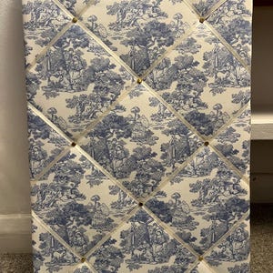 Tableau en liège artisanal Toile de Jouy bleu, 60 x 40 cm, fabriqué à la main, légèrement rembourré, French Lovers - Portrait