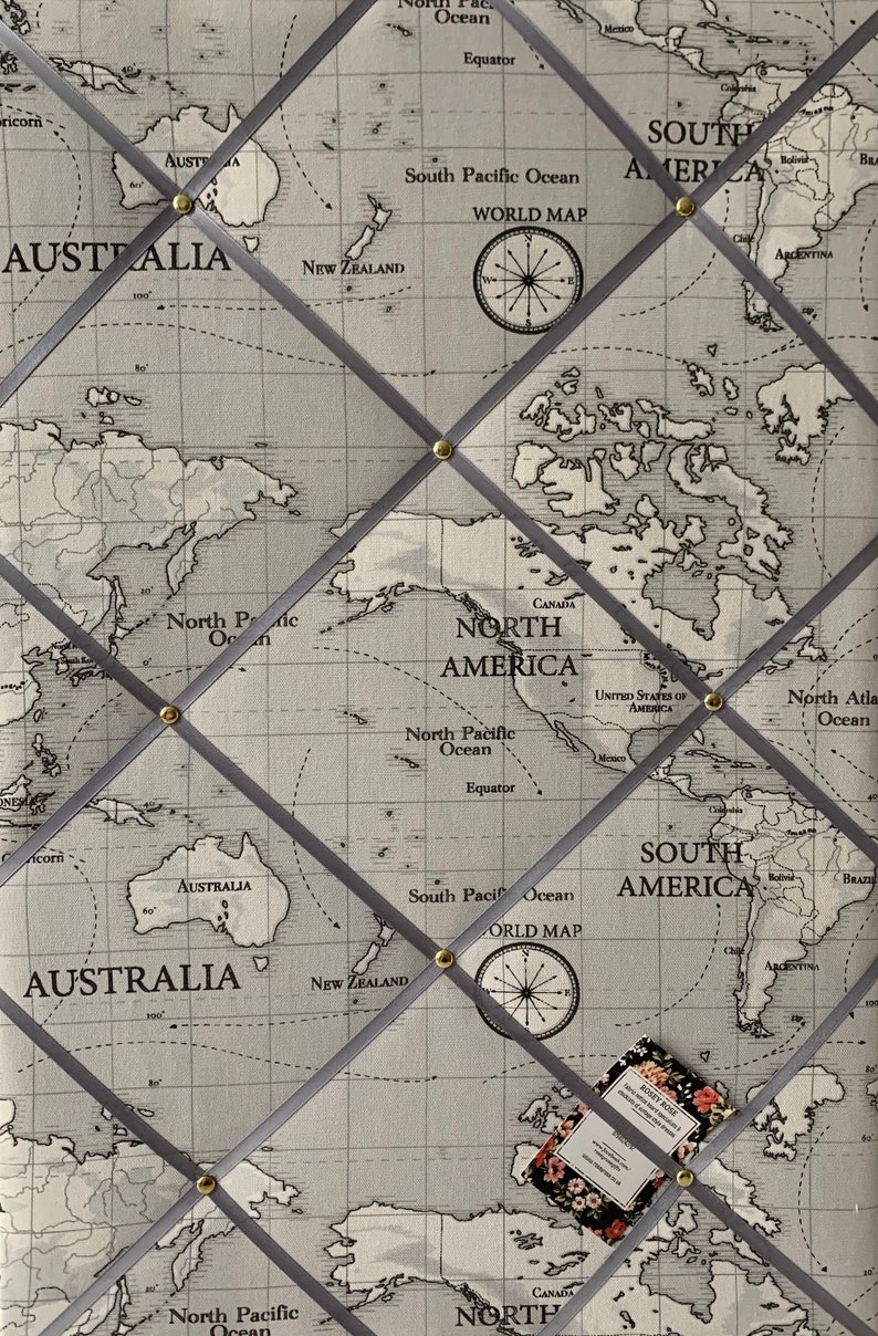 Fait main sur mesure, tissu légèrement rembourré, tableau d'affichage / mémo fabriqué à partir de tissu gris Fryetts de carte du monde de l'Atlas image 10