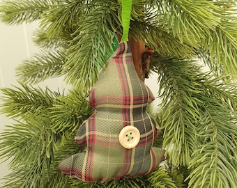 3 Vintage Green Plaid Tartan Christmas Tree Ornament - Set of 3, 11cm Fabric Decoration