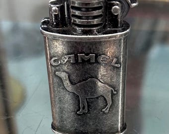 Vintage Joe Camel Flip Top Trench Style Lighter