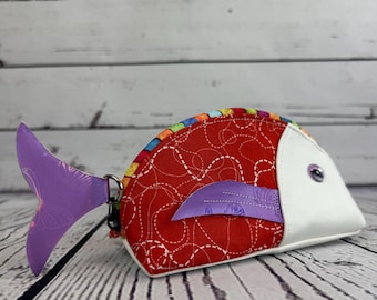 Customizable Whale Coin Purse | Cute Fish Pouch | Mini Zipper Bag with Rainbow Lining | Personalised Gift