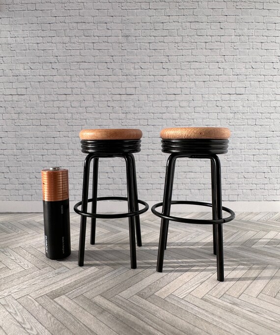 1:12 Scale Dolls House Miniature Bar Stools Pair UK