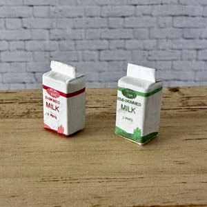 1:12 Scale Dolls House Miniature 'Milk' Carton - Skimmed and Semi-Skimmed