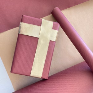 Kerstmis Bordeaux 50 GSM Eco-vriendelijk cadeaupapier, 100% gerecycled en recyclebaar, Kraft Verjaardagsinpakpapier, Duurzame cadeauverpakking afbeelding 5