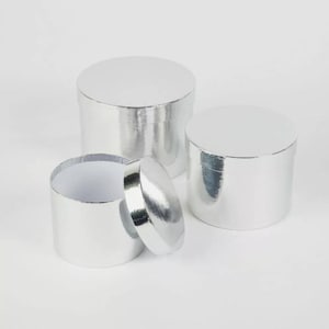 Conjunto de 3 caixas redondas para chapéus, prata metálica brilhante, vaso de flores de design, ecológicas, caixas de presente de Natal com tampas.