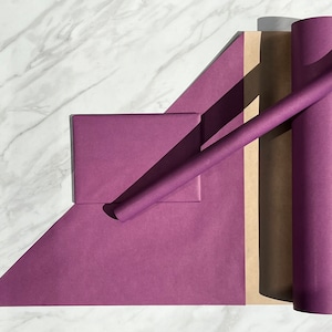 Papier cadeau écologique baies violettes, 100 % recyclé et recyclable, papier d'emballage kraft, papier de Noël d'anniversaire, ruban assorti